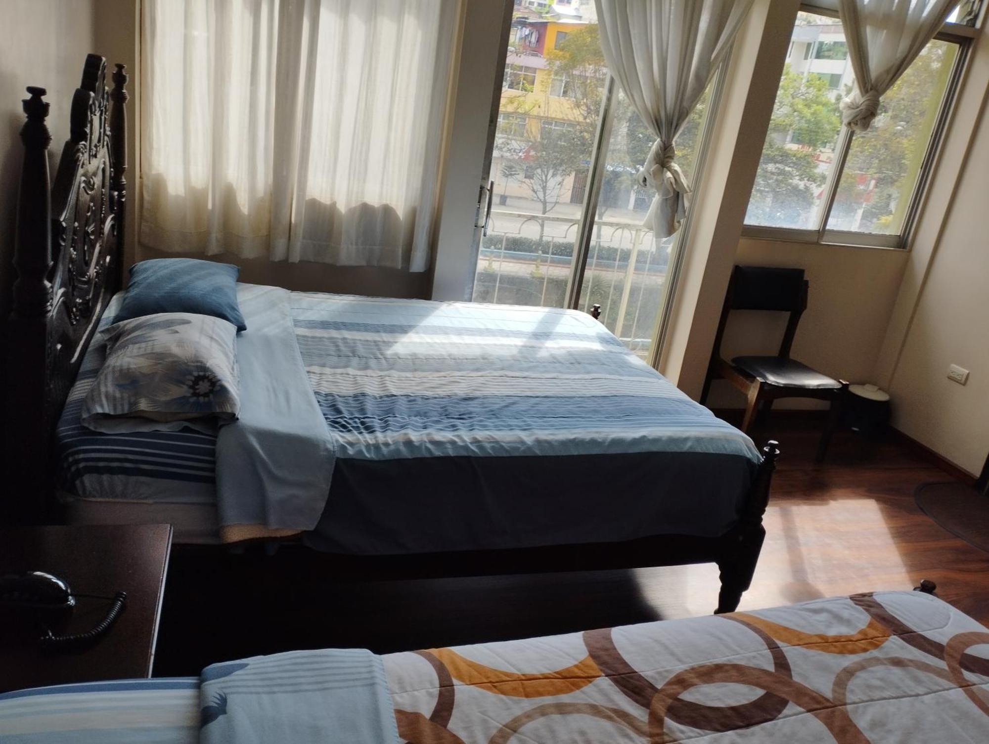 Hotel Saraguro Loja Habitación foto