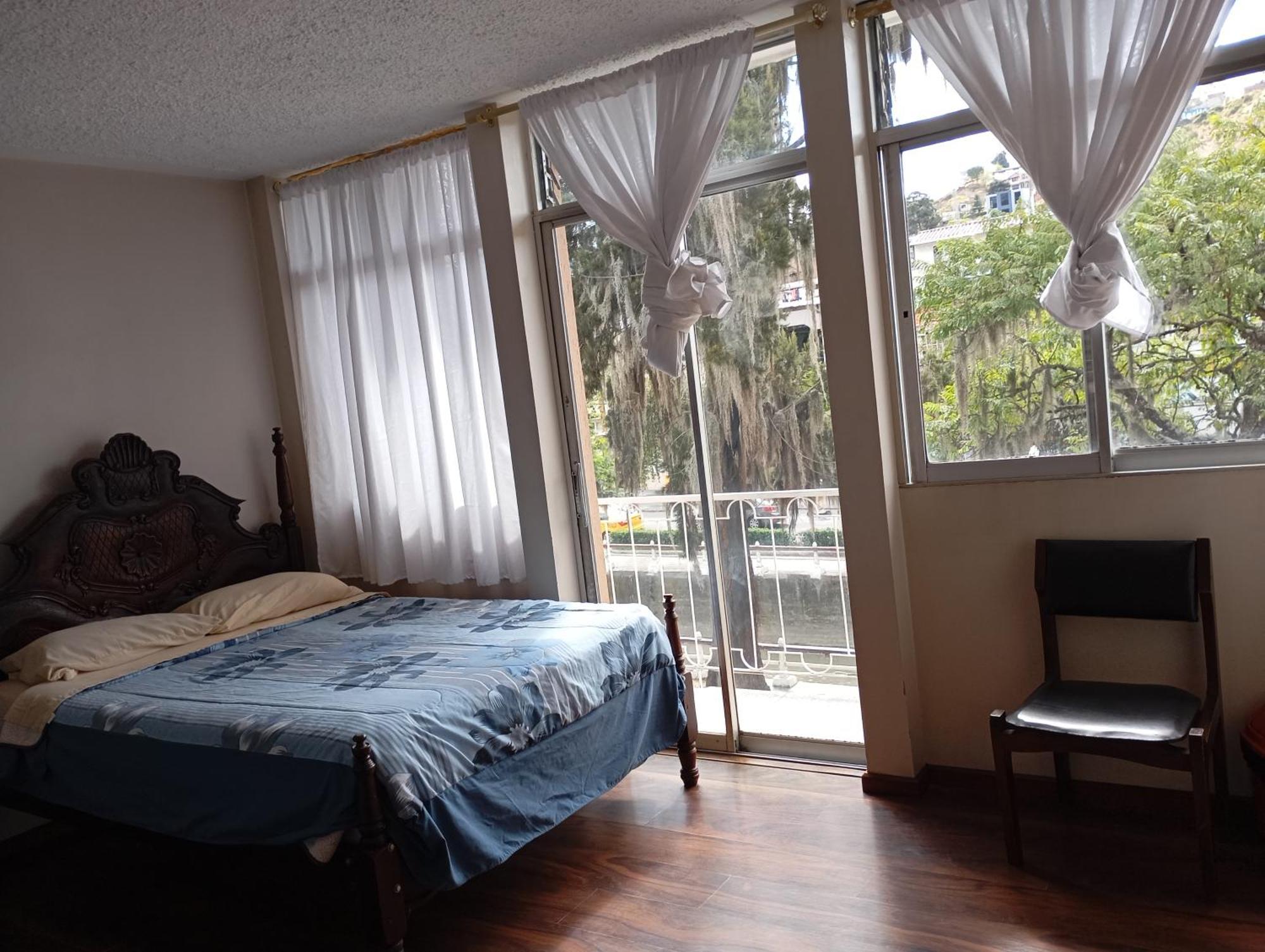 Hotel Saraguro Loja Habitación foto